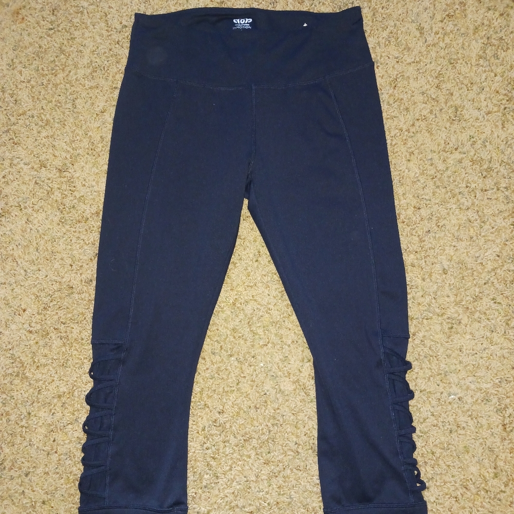 Maurices, Women's Capri Yoga Pants, Navy Blue, Size L